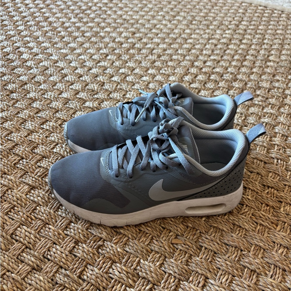 Nike Air Max Tavas GS 'Cool Grey'